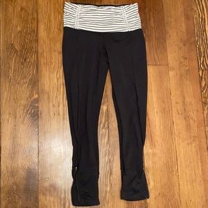 Lululemon leggings size 4